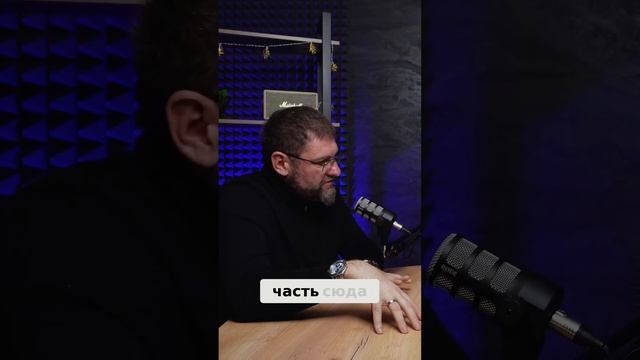Два алгоритма торговли ИИ платформы Macrosmatic : BTC и альты