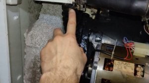 Стиральная машинка протекает