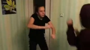 ПАРОДИЯ НА ГОГЕНА СОЛНЦЕВА