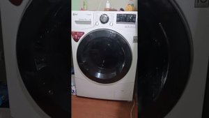 Отжим стиральной машины LG F12A8HDS на 1200 об/мин