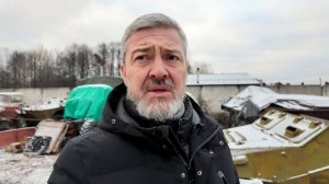 I.Z. лив: СКЛАД ДИКИХ ГРУЗОВИКОВ И ВЕЗДЕХОДОВ, РАКЕТНИЦА и пр.
