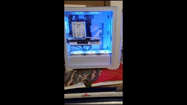 LIAN LI LANCOOL 215 белая сборка в белый корпус.Красоту навел д