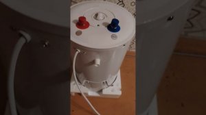 Распаковка — Накопительный водонагреватель Royal Clima RWH-