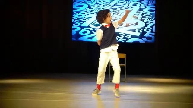 7-ми летний хип хоп танцор