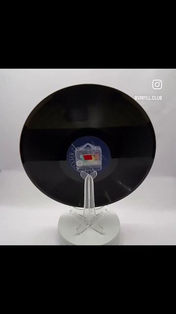 Настенные часы из пластинки “Nickelback”, подложка золото смотреть онлайн