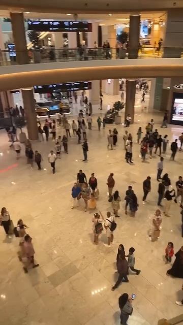 #дубай . Торговый центр Дубай Молл. смотреть онлайн