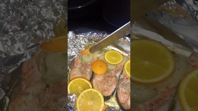 Форель, семга, красная рыба в духовке, фольге