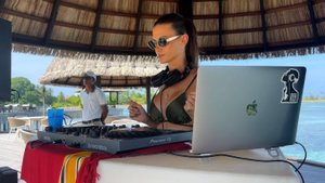 Krisz Ivy | Afro-House Summer Vibes Mix (2025) | Maldives - Keinemusik vibes