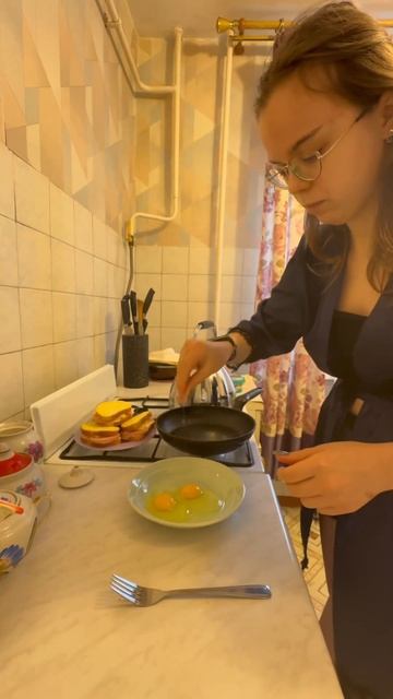 Французские тосты #завтрак #бутерброды #готовка #lupaina смотреть онлайн