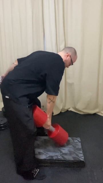 Щупаем гантель из Преисподнии весом 62,5 кг и ручкой 52 м? смотреть онлайн