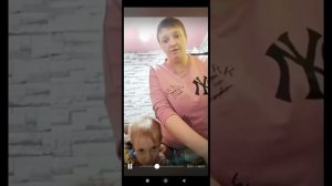 Постоянно в эфирах у Салажниковой голые дети.