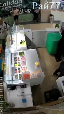 Налётчики обстреляли охранников и отняли у них крупную сумму денег