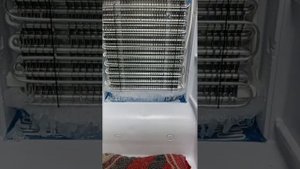 Морозильный шкаф не морозит.