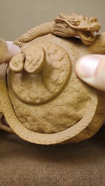 Шикарный исинский Гун Чунь 90-ых годов. Цзян По Ни 250 мл смотреть онлайн