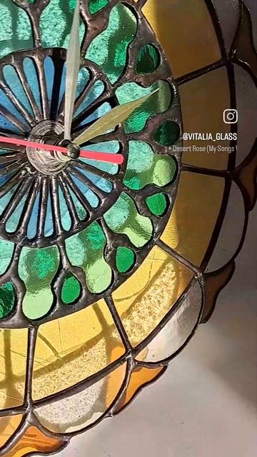 Часы в готическом стиле #stainedglassart  #gothic #витражи #хобби # смотреть онлайн