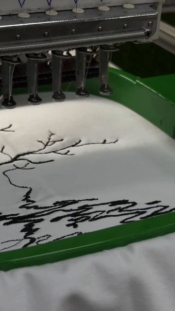 вышивка дерева