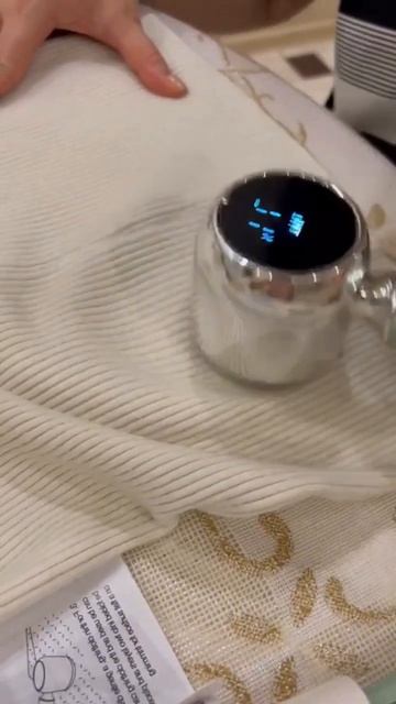 Как быстро очистить одежду от катышков/устройство для смотреть онлайн