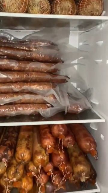 Холодильник колбасников выглядит именно так 🥰 #ферма смотреть онлайн