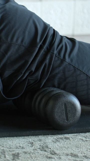 Массаж бедра сделать пора! #Массаж #бедро #квадрицепс смотреть онлайн