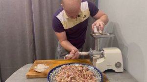 Купаты с рубленым мясом и сыром своими руками