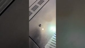 Кофемашина jura nivona melitta Miele разбрызгивает или не вспени?