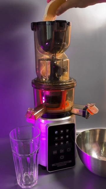 СКОЛЬКО СОКА В 1 кг ПОМЕЛО?😳 смотреть онлайн