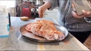 СВИНАЯ ЛОПАТКА ЗАПЕЧЕННАЯ В ДУХОВКЕ / СВИНАЯ ЛОПАТ?