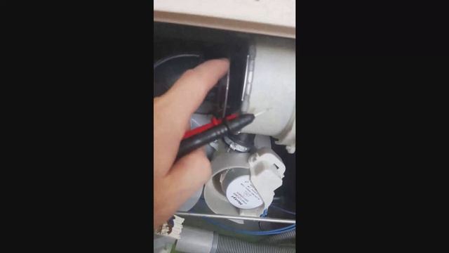 Hotpoint HSIC 2B27 FE 5 режимная посудомоечная машина. Ошибка 124.