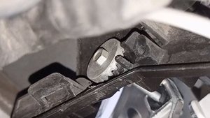 Как отрегулировать свет на Toyоta Avensis T250 2004 год