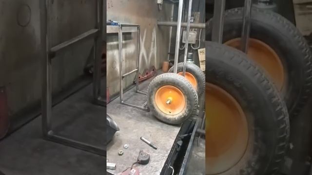 Дровница! #reels #wood #woodworking #diy #welding #welder #сварщик #сварка #с смотреть онлайн