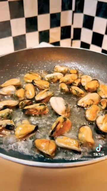 Жаренные Письки но это мидии пробуйте очень вкусно 🤤🤣 #food #еда #subscribe #shorts смотреть онлайн