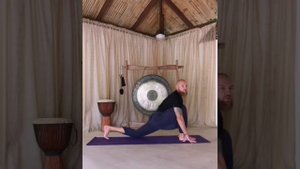 🧘🏻 Экспресс-практика йоги для тех, у кого сидячий образ жизни.