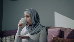 4620885-uhd_4096_2160_25fps
