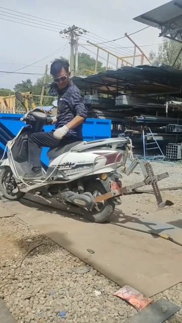 Самодельный мотоблок из скутера смотреть онлайн