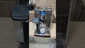 Кофемашина Philips EP5035