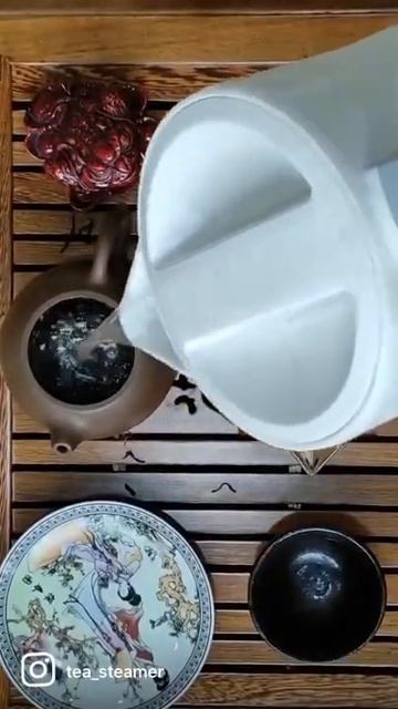 Красный чай Булан Хун Ча смотреть онлайн