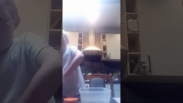 если поставить в холодильник мармелад на 24 часа (часть смотреть онлайн