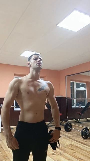 Тгк: golovachigor. А какой у тебя рост и вес? #эстетика #спорт # смотреть онлайн