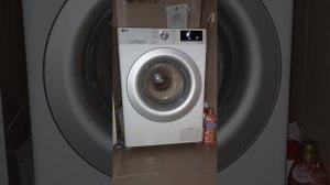 Стиральная машина LG 9 kg Хлопок макс 1400 Об/мин.60 градусо?