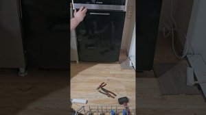 Посудомоечная машина Bosch гудит, протечка | specremont.by