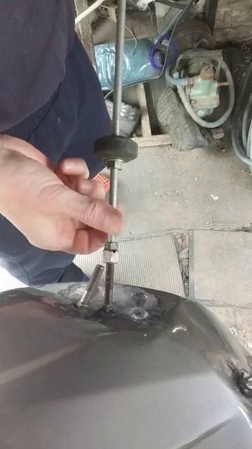 Выравниваем мото бак феном. Часть 1 смотреть онлайн