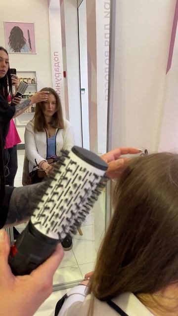 укладка на фен браш 3 в 1 @ksuu__store #зачіски #hairtutorial #hairstyle смотреть онлайн