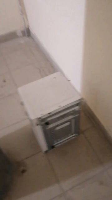 Ходил по работе и когда спускался увидел микроволновк смотреть онлайн