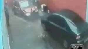 Баба за рулём! Девушка за рулём! Приколы! УГАР! Опасные!   YouTube