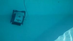 Пылесос-робот Hayward Tiger Shark Cleaning