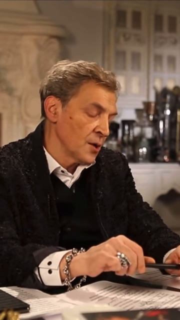 Шутки могут быть чуть лучше, чуть хуже, они могут быть ? смотреть онлайн