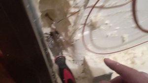 Капиллярная трубка холодильника в обратку Liebherr CPes 40030.