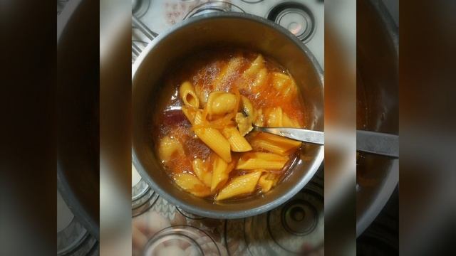 Суп свекольно - макаронный с пельменями в скороварке смотреть онлайн