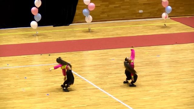 Хип Хоп   Маша и Лена  Харьков февраль 2017 смотреть онлайн