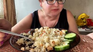 Хотела в магазин по минимуму, а еле сумки донесла/Вот такой у меня плов из морепродуктов/Мукбанг